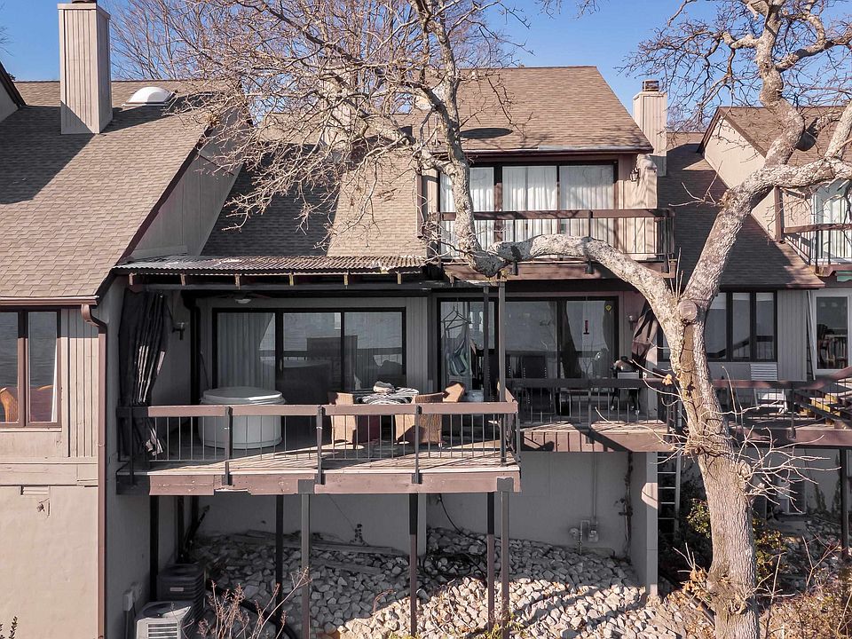 1st image of 226 River Point Rd