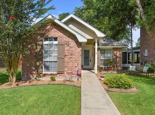 704 Carriage Light Loop, Youngsville, LA 70592