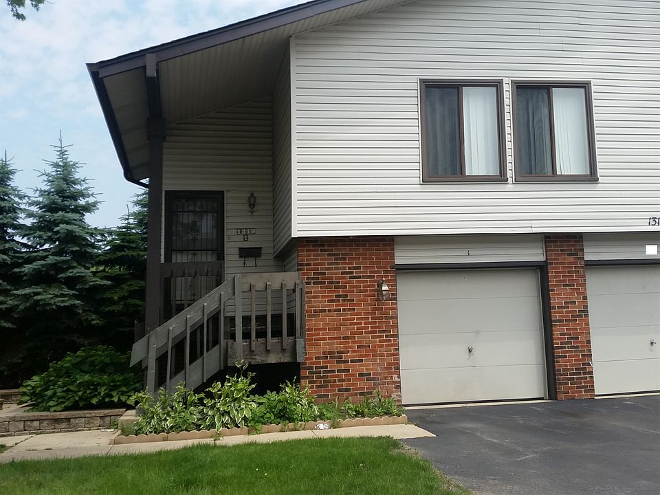 1st image of 1319 Kingsbury Dr Unit 1