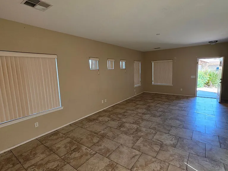 6621 W Shaw Butte Dr — Photo 13