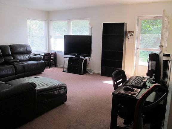 5th image of 205 S Westmore Ave APT B