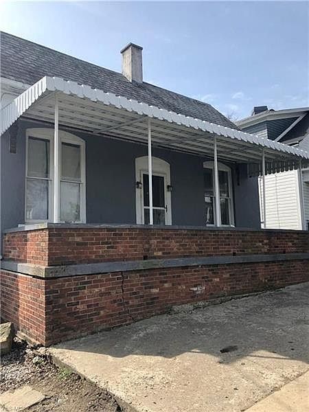 1st image of 208 E Main St #1/2