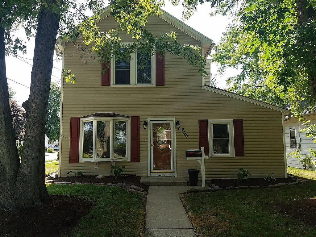 260 Buttonwood Ave photo 1