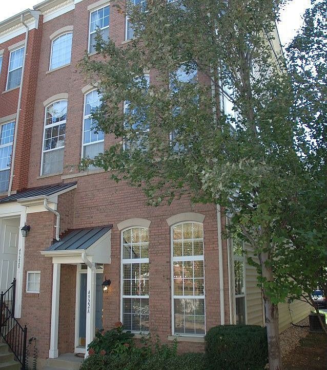 1st image of 4922 Barbour Dr