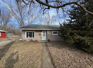1206 Harvey Dr, Sterling, IL 61081