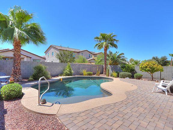 3rd image of 19372 N Portarosa Dr