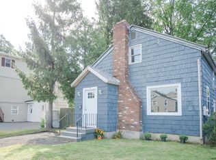 15 Kunker Ave, Latham, NY 12110