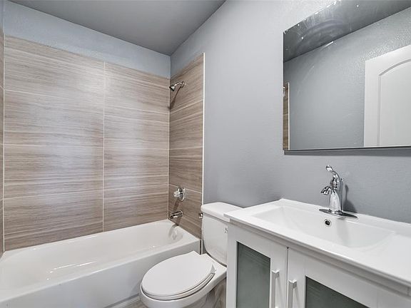 3rd image of 7909 Denton Dr