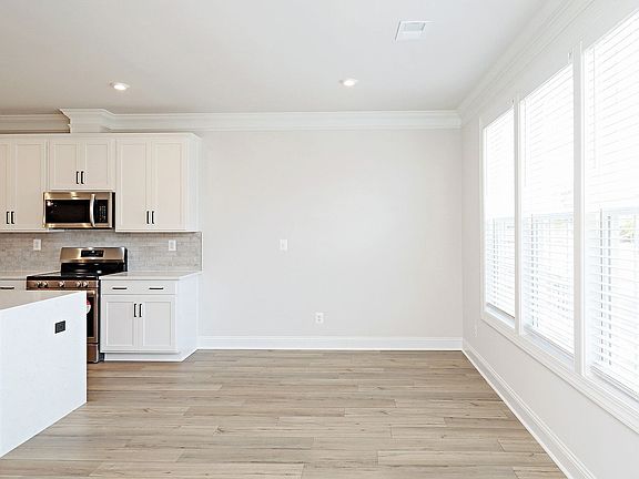 5th image of 2415 Anlee Rd Unit A