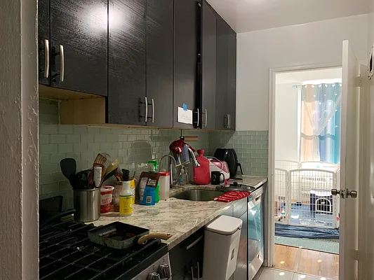 Rented by Corcoran | media 21