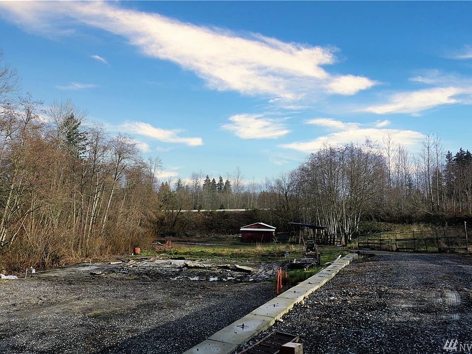 1st image of 76 28th Ave S