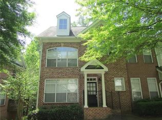 1151 Glenridge Pl, Sandy Springs, GA 30342