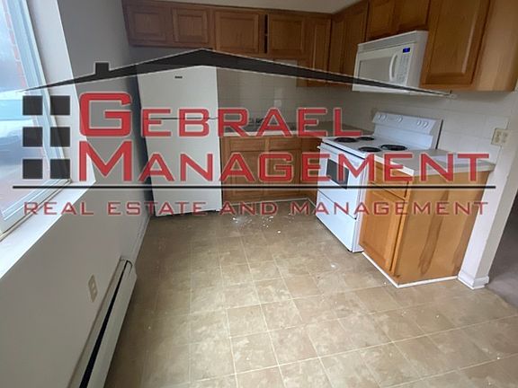 3rd image of 3703 Bernice Dr
