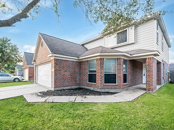 2nd image of 19606 Narcissus Brook Ln