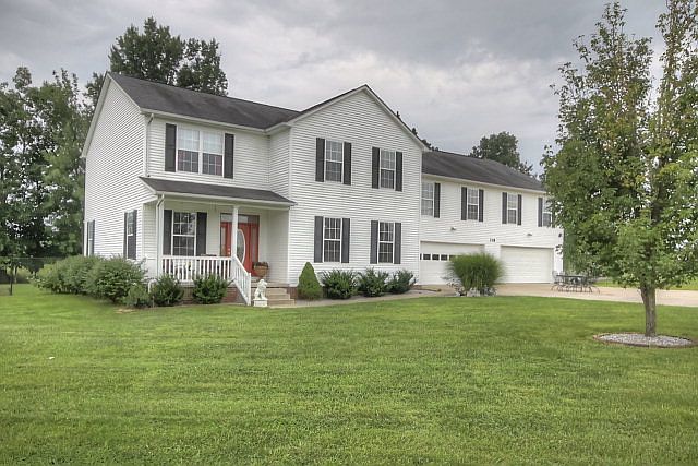 1st image of 218 Bonnie Dr