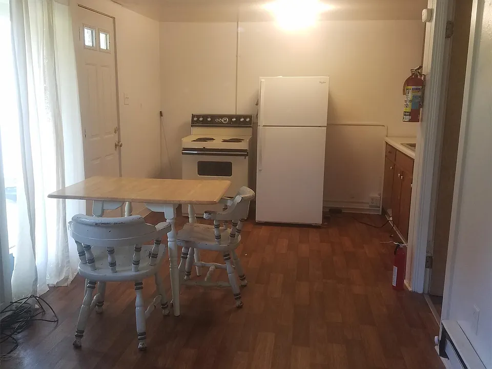 Kitchen / Livingroom