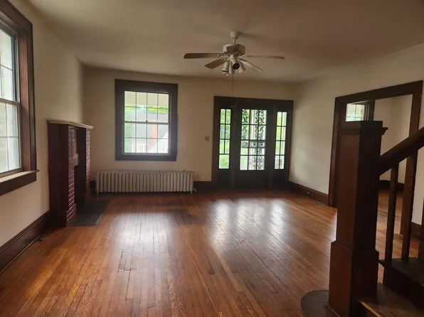 215 Crawford St, Beckley, WV 25801