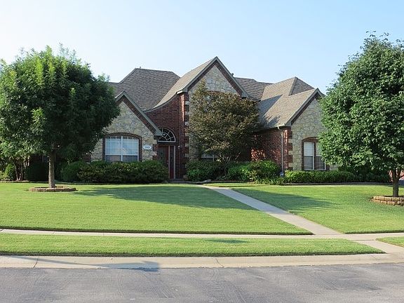 Inviting, professionally landscaped property