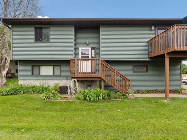 817 Belland Ave, Vadnais Heights, MN 55127