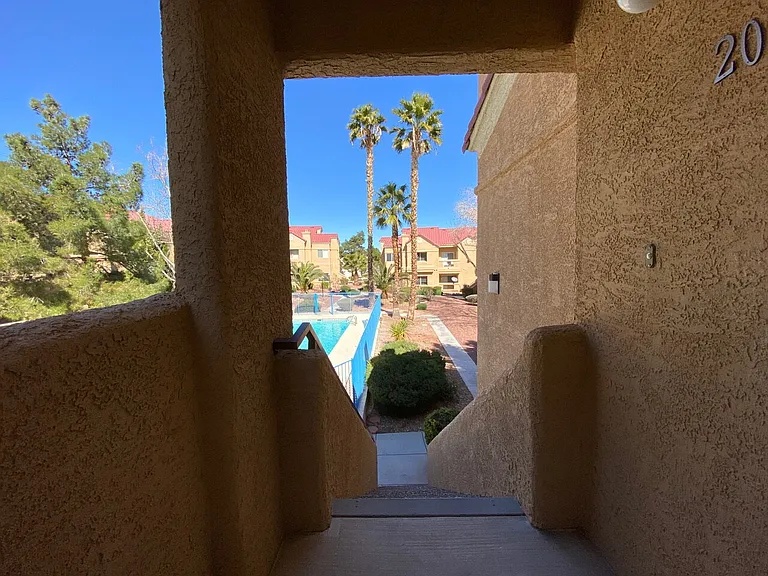 900 Heavenly Hills Ct #204 — Photo 50