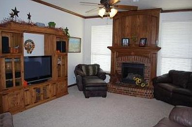 3rd image of 1210 Brookfield Ct