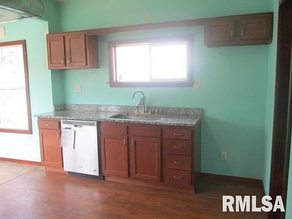 3rd image of 7318 N Safford Dr