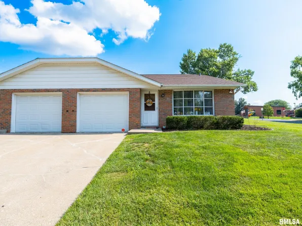 2752-56 W Millbrook Ct, Peoria, IL 61615