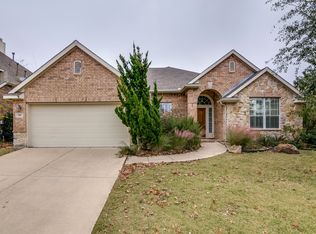 302 McKinney Trl, Fate, TX 75087