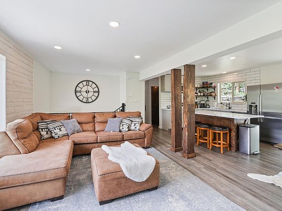 4th image of 182 Robbers Nest Drive