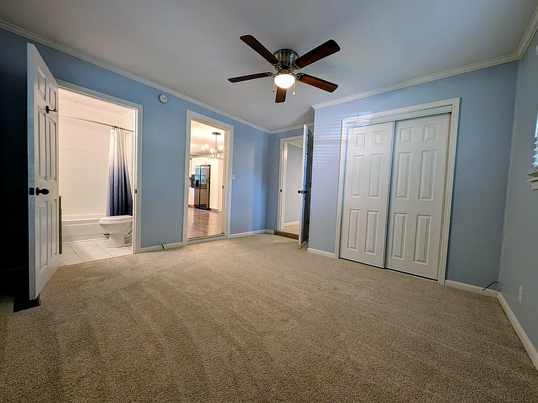 107 W Cooper St — Photo 23
