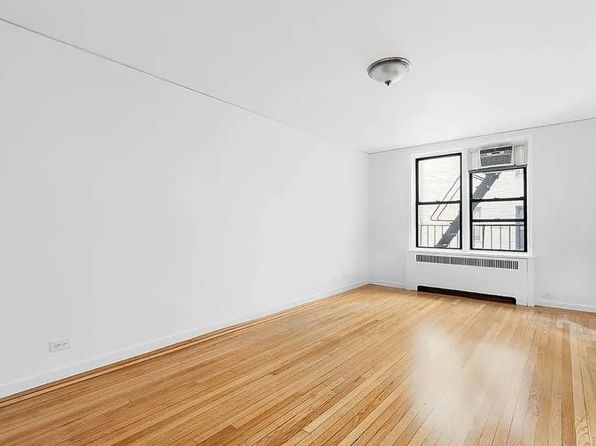 107 University Pl APT 2E