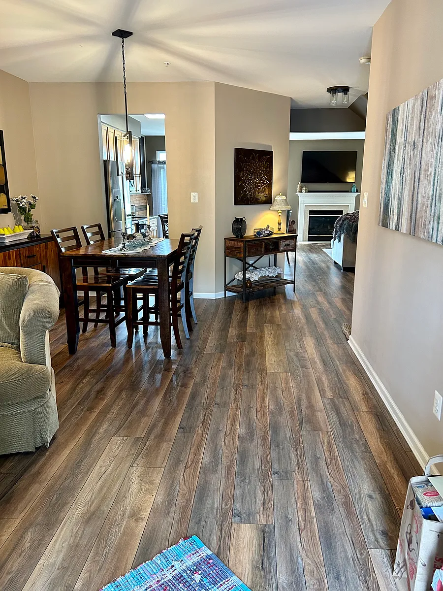 Entry with front sitting room and dining room - 2506 Peachtree Dr