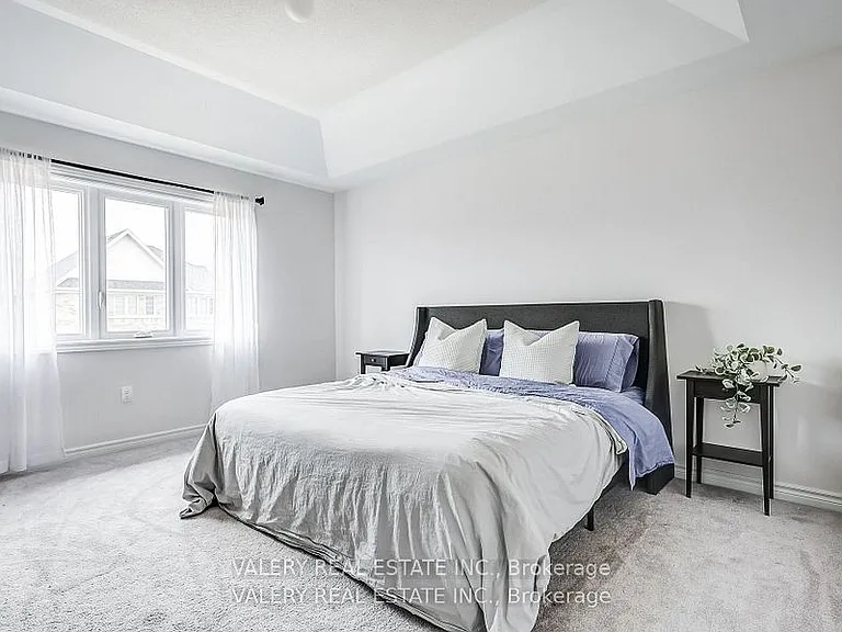 26 Sam Battaglia Cres — Photo 13