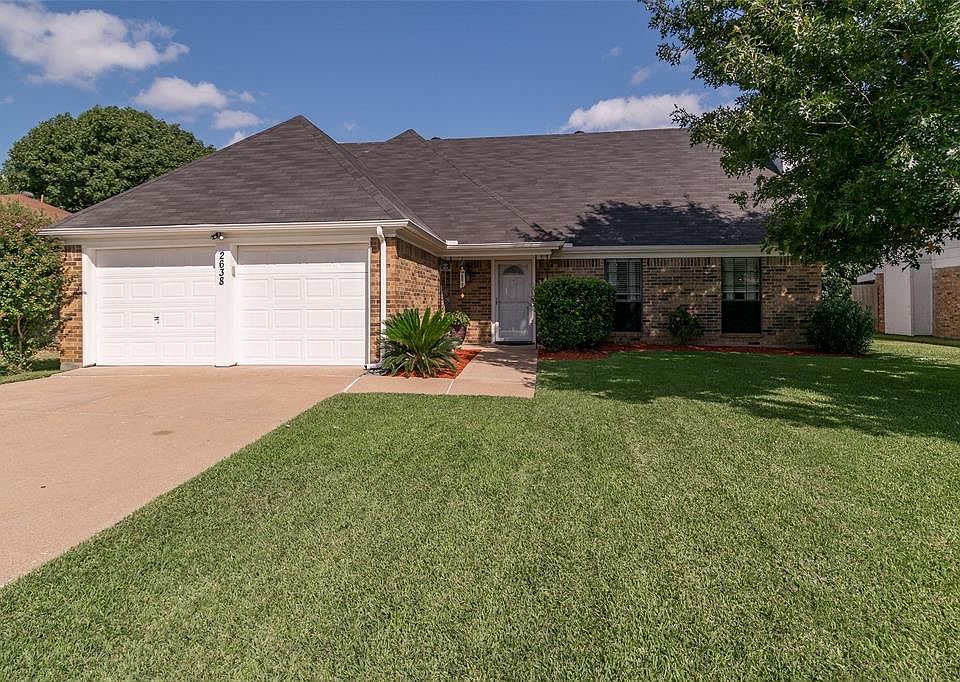 1st image of 2638 Hamilton Dr