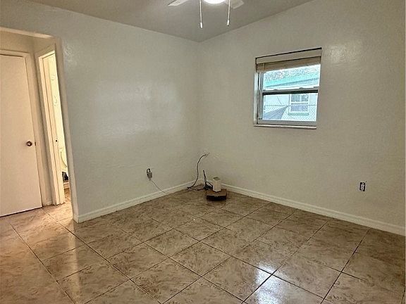 3rd image of 3504 Lantana St #3504