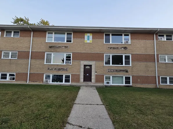 569 N Valerie Ln APT 3, Addison, IL 60101