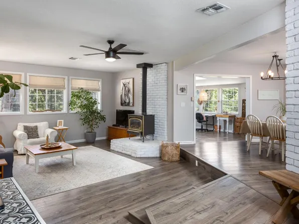 3960 Frog Hollow Dr, Placerville, CA 95667