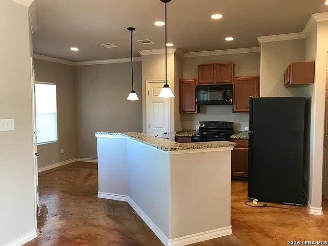 1773 Tristan Trl — Photo 3