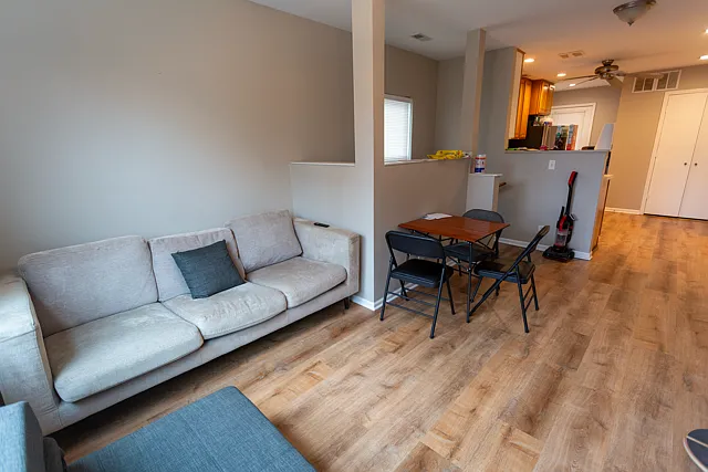 1013 S Laflin St #2 — Photo 5