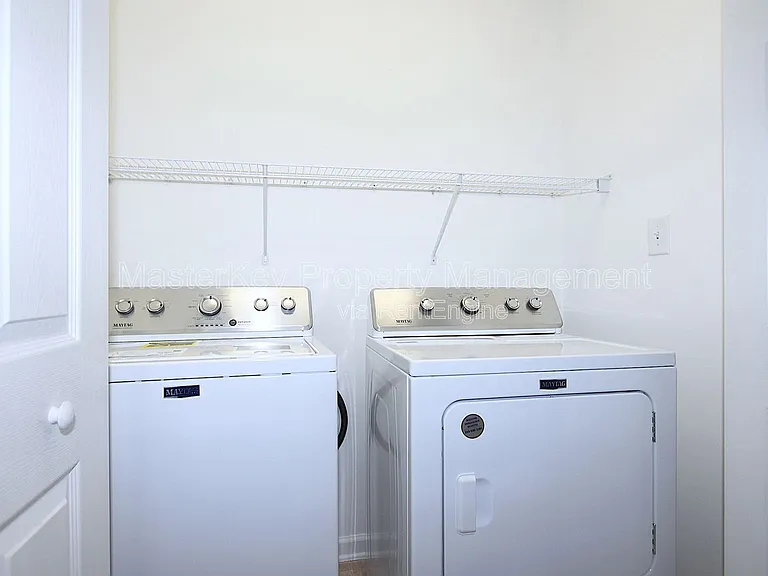3215 Polite Ln — Photo 21
