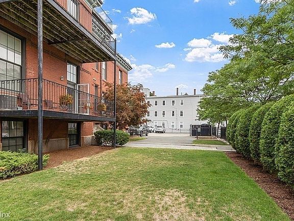 110 O St. #1 Boston (South Boston) Unit Photo 25