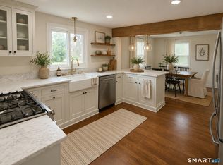 29 House St, Glastonbury, CT 06033