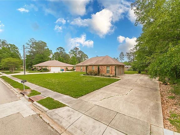 3rd image of 81 Whitmar Dr
