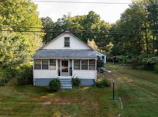 30 Depot Rd, Hampton Falls, NH 03844