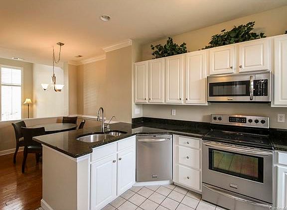 3rd image of 13704 Anthea Ln #0