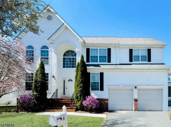 18 Goldenrod Dr, Montgomery Twp., NJ 08502