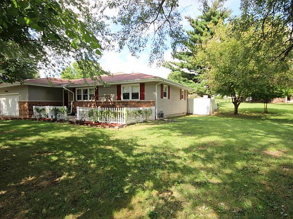 3rd image of 113 W Crighton Dr
