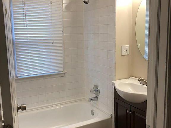 5th image of 23105 Elaine St