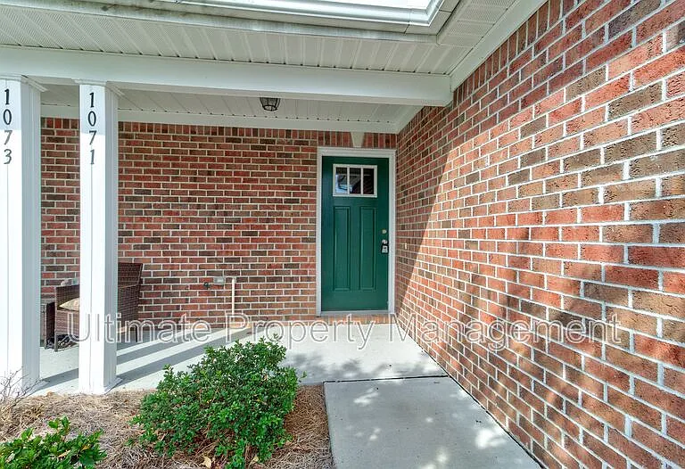 1071 Bridgeport Way — Photo 21