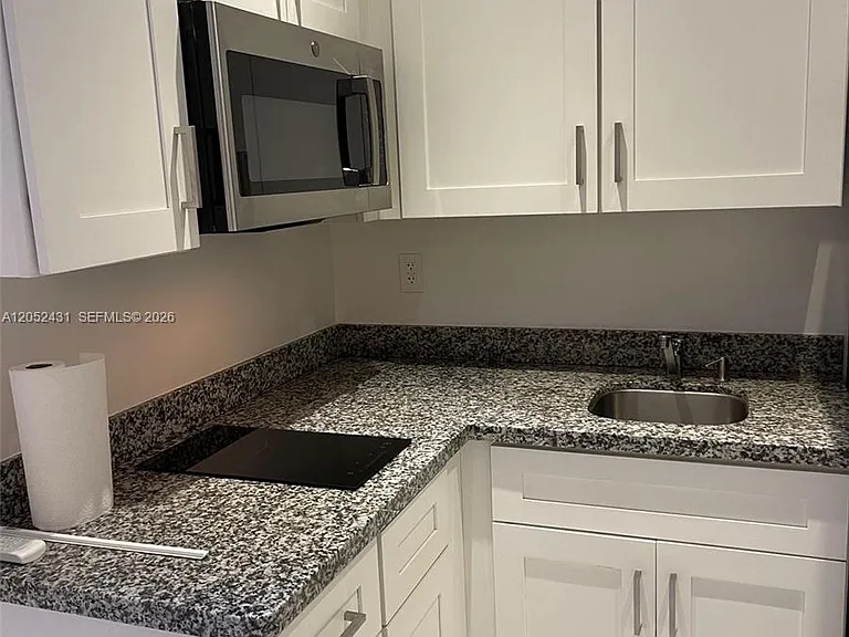 3340 SW 139th Ave #1 — Photo 3